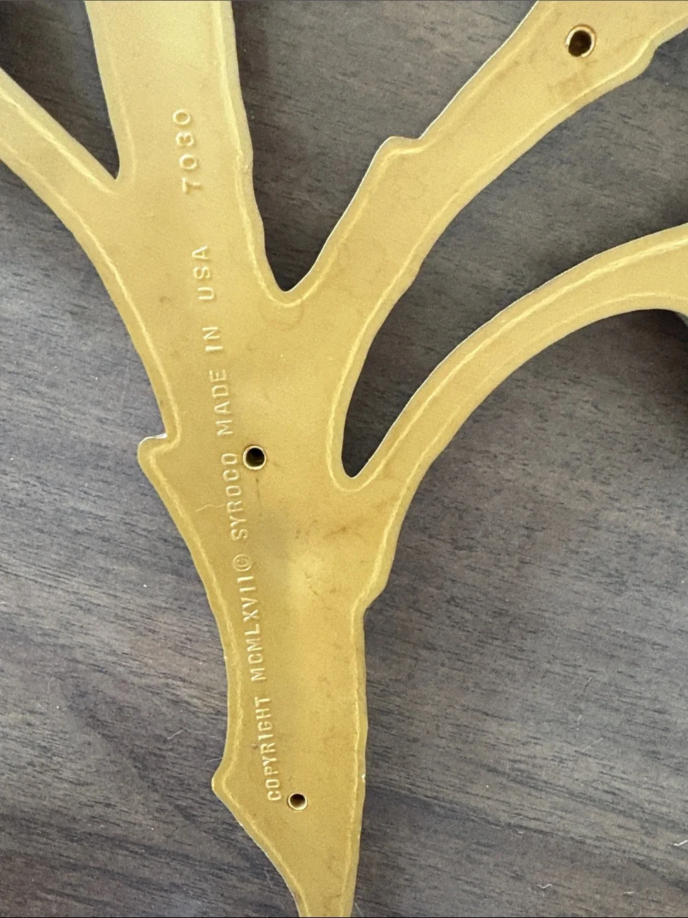 Syroco Gold Floral Wall Art -Elegant Branch Accent- excellent original condition